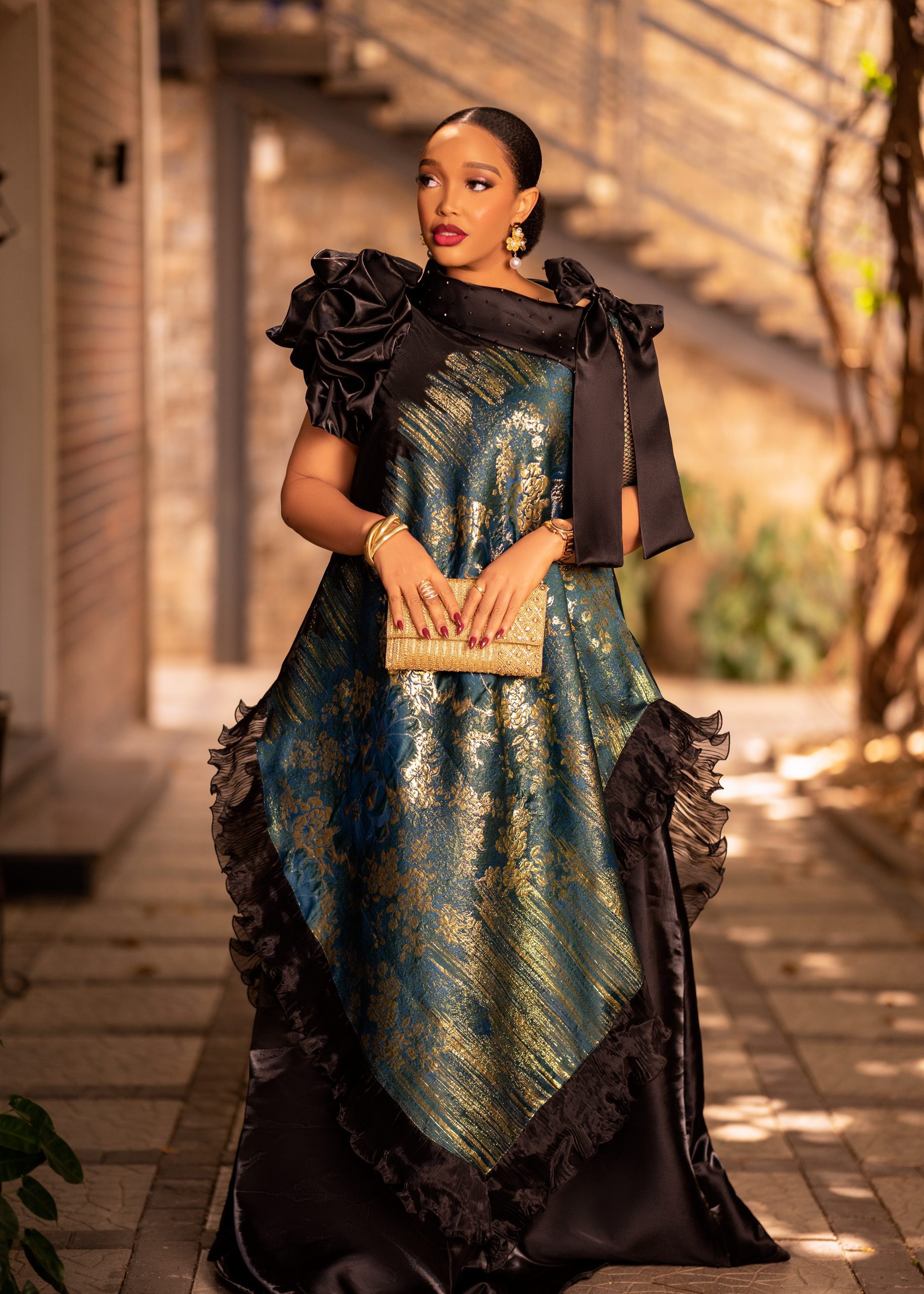 The Nnola Boubou